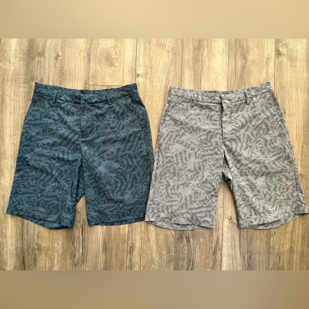 Nearly New! Two For One! Two Pairs of Nike Dri Fit Golf Shoets!